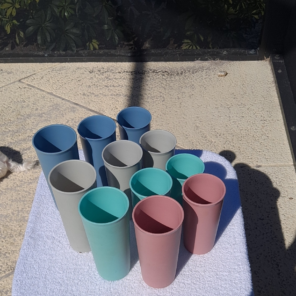 Set of 11  Tupperware Tumblers "VINTAGE"
